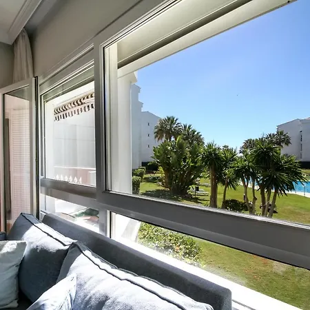Banus - Banus Playa Rocio Beachfront Complex * 마르베야