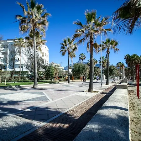 Banus - Banus Playa Rocio Beachfront Complex * 마르베야