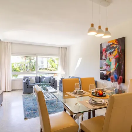 Banus - Banus Playa Rocio Beachfront Complex Apartment