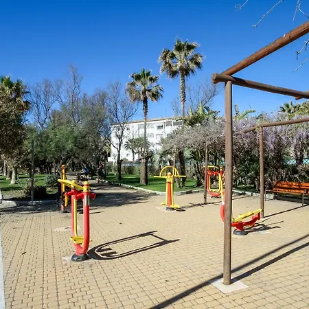 Banus - Banus Playa Rocio Beachfront Complex Apartment *