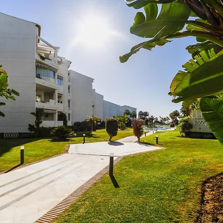 Banus - Banus Playa Rocio Beachfront Complex Apartment