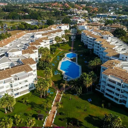 Banus - Banus Playa Rocio Beachfront Complex Apartment