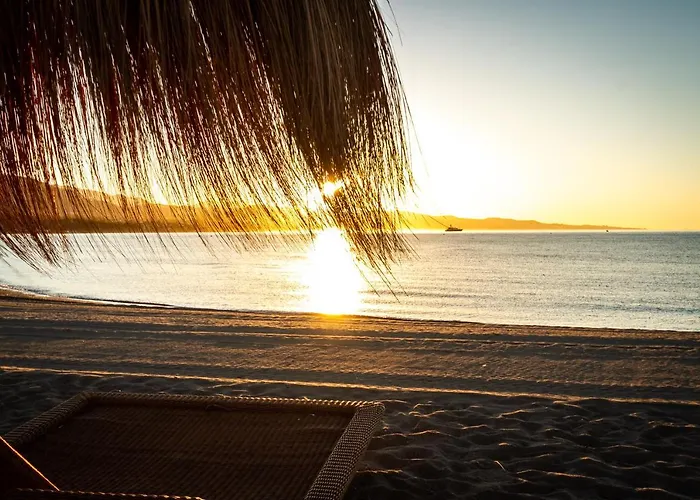 Banus - Banus Playa Rocio Beachfront Complex Apartment